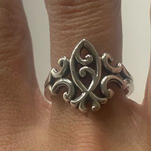 James Avery Retired Scrolled Ichthus Ring